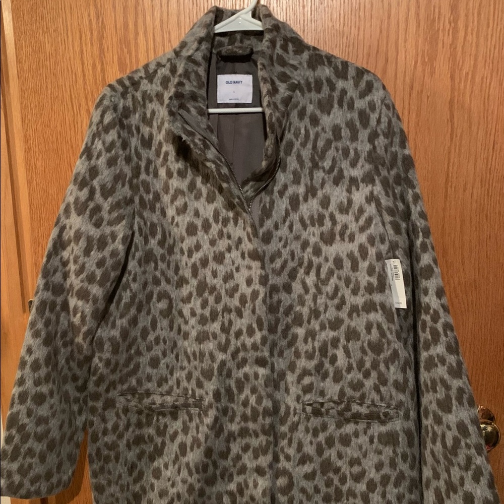 Old Navy Leopard Print Coat, Size Large, New with Tags